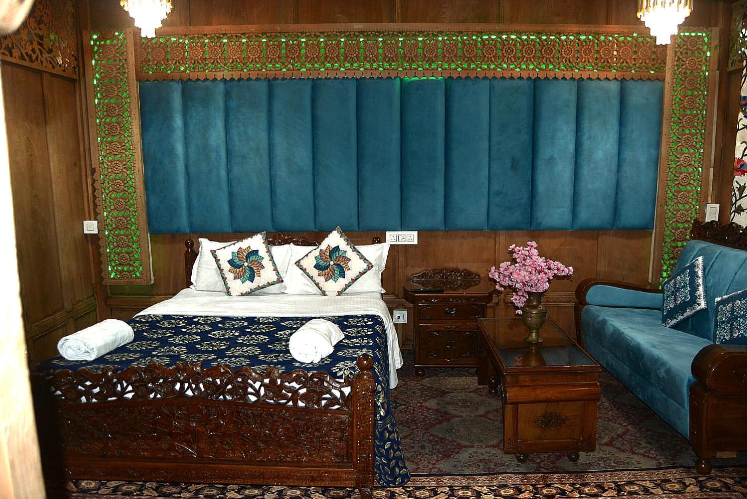 Heritage Amina Group Of Houseboats Hotel ศรีนาการ์ ภายนอก รูปภาพ